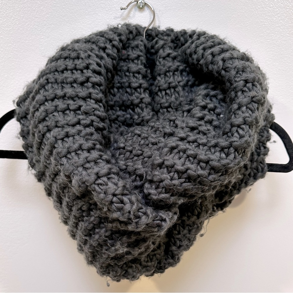 Nordstrom BP Gray Chunky Oversided Infinity Scarf - One Size